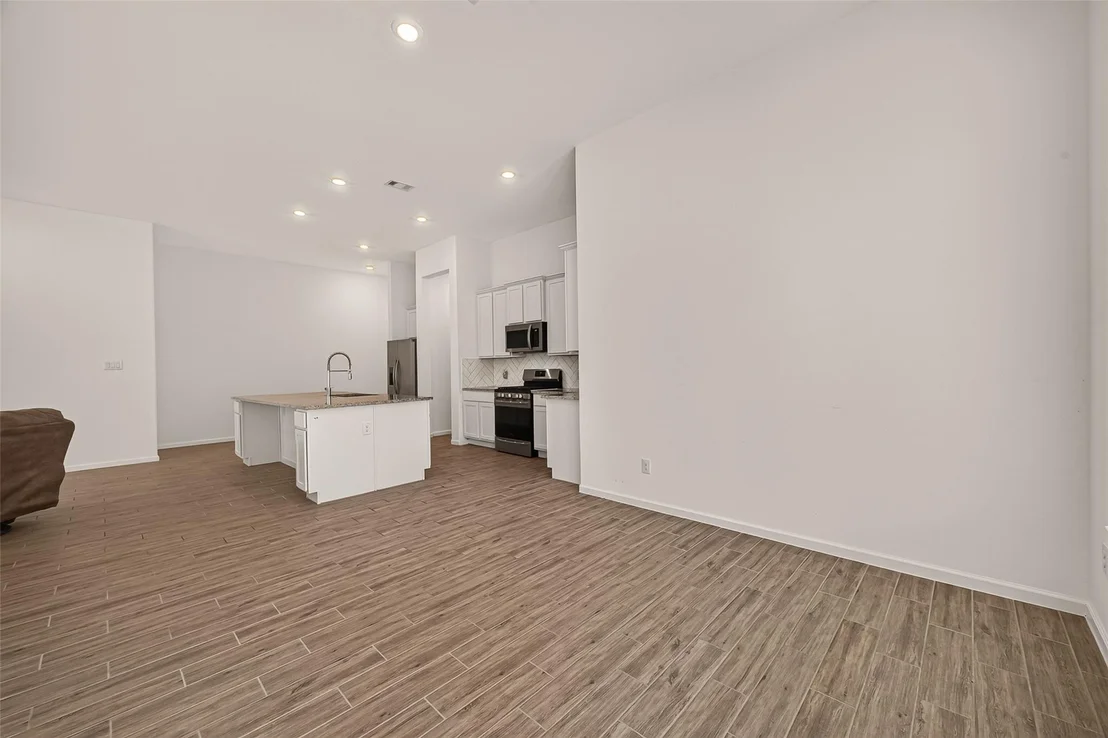 Photo of 3631 Springview Drive