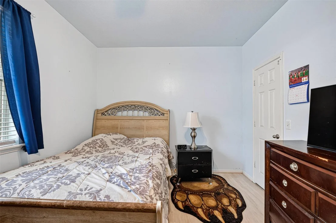 Photo of 7230 Oak Walk Drive