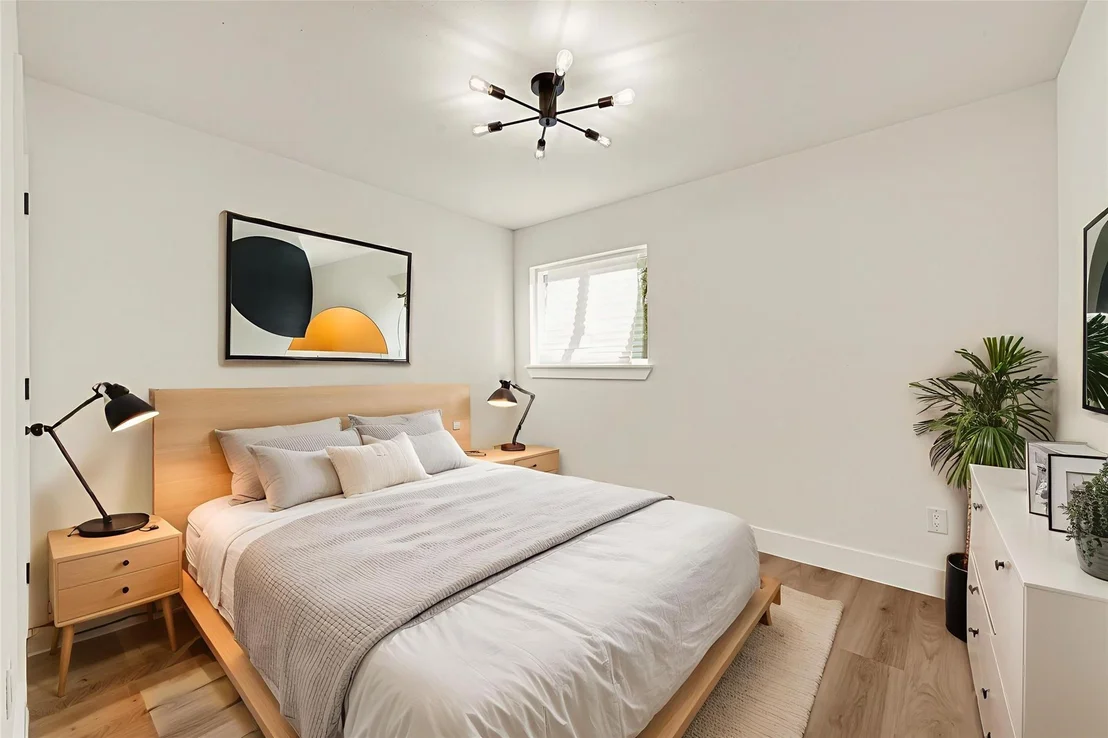 Photo of 5827 Heron Drive