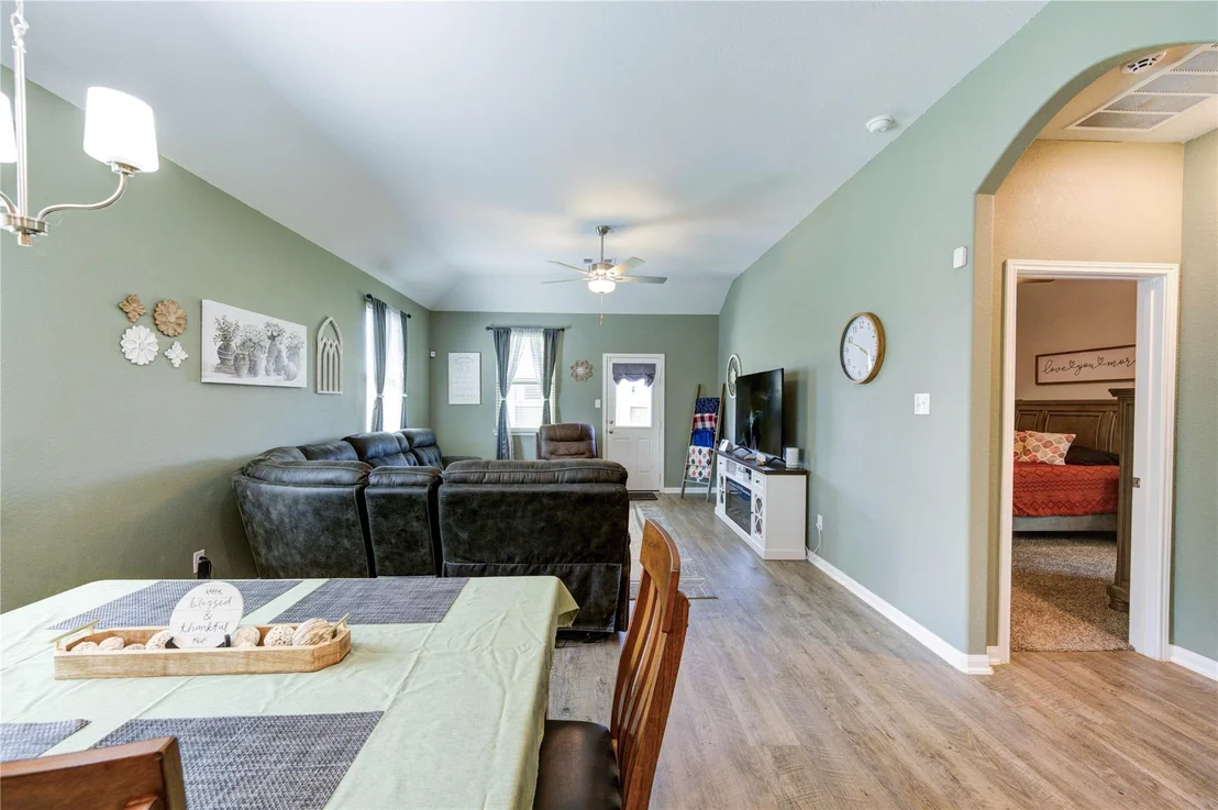 Photo of 742 Brown Road