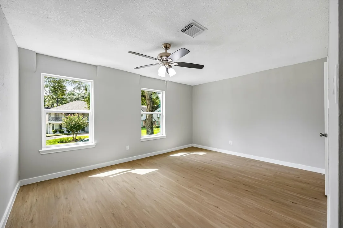 Photo of 5914 Havenwoods Drive