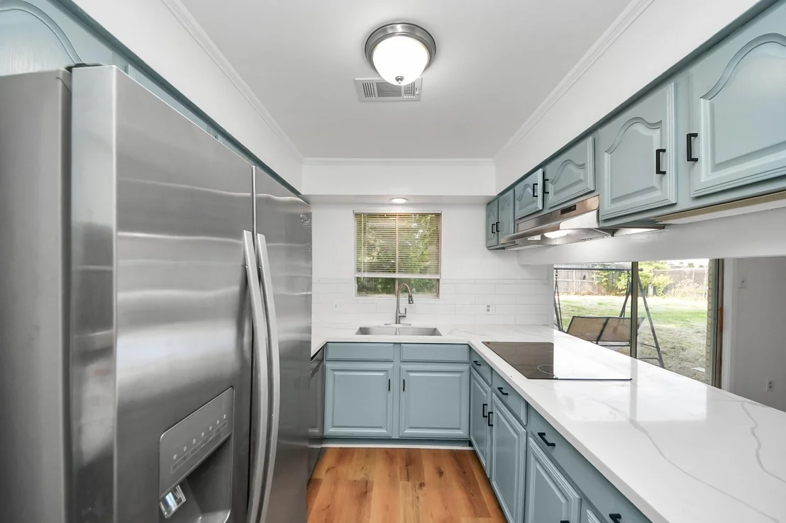 Photo of 1102 Helms Road