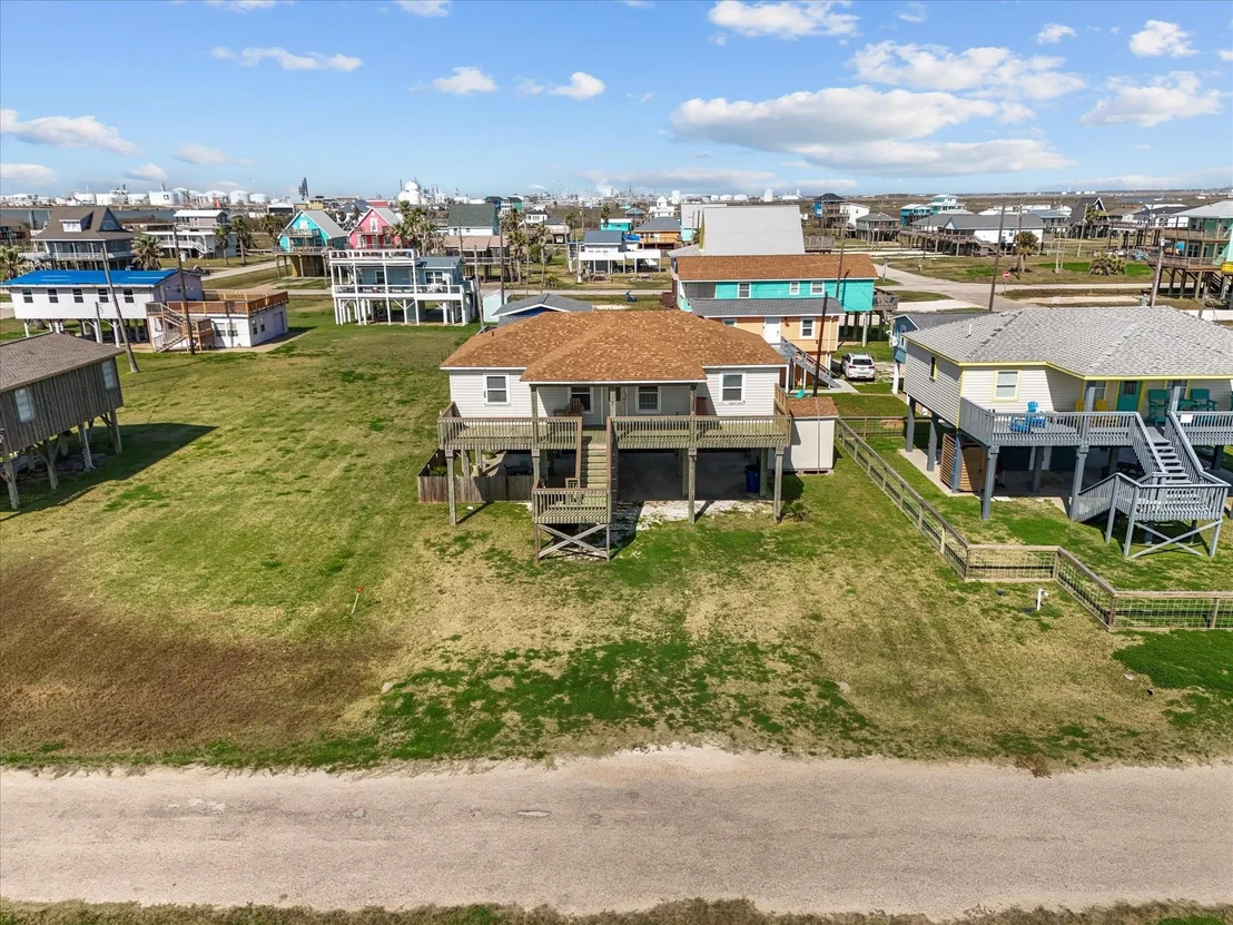 Photo of 1206 Middle Drive W
