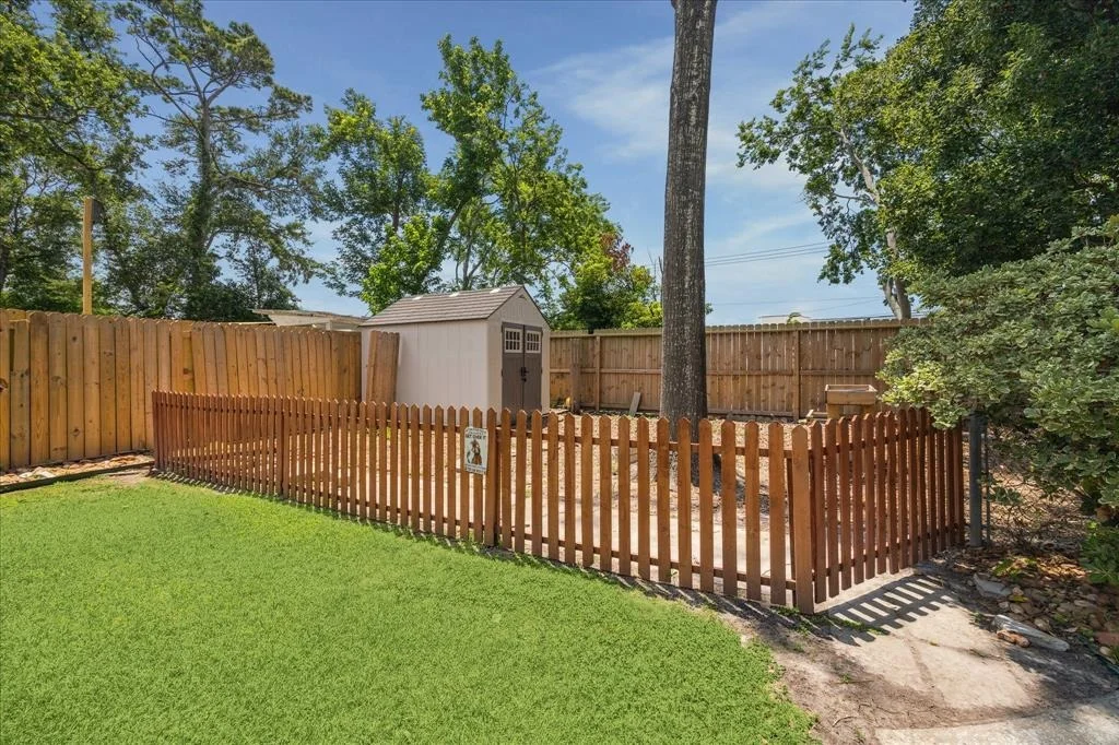 Photo of 4301 Ascot Lane