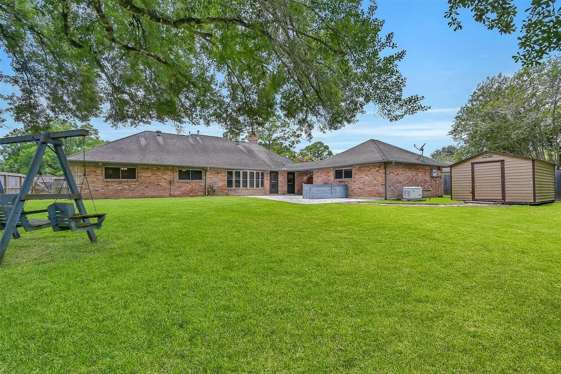Photo of 705 Quaker Drive