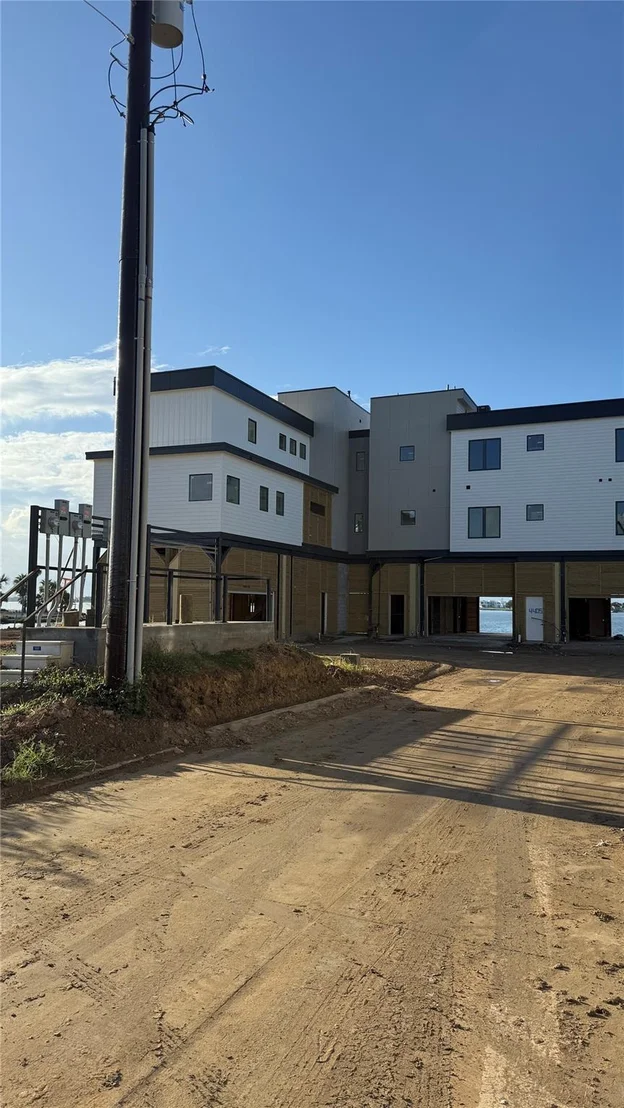 Photo of 4401 Davis Lane