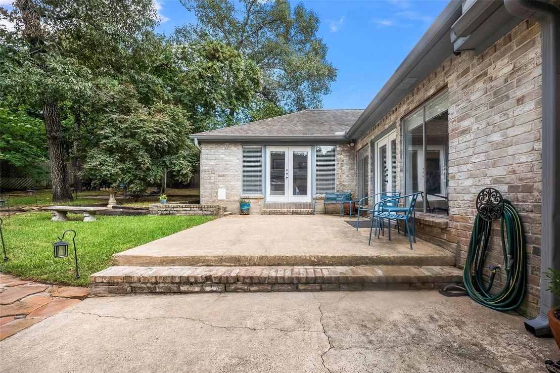 Photo of 112 Broken Bough Lane