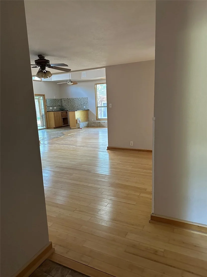 Photo of 611 Colwyn Pass