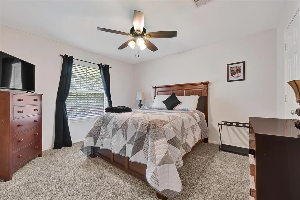 Photo of 18123 Redoak Manor Lane