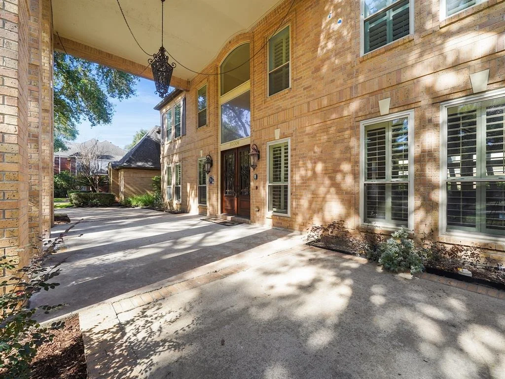 Photo of 20006 Ambervine Circle