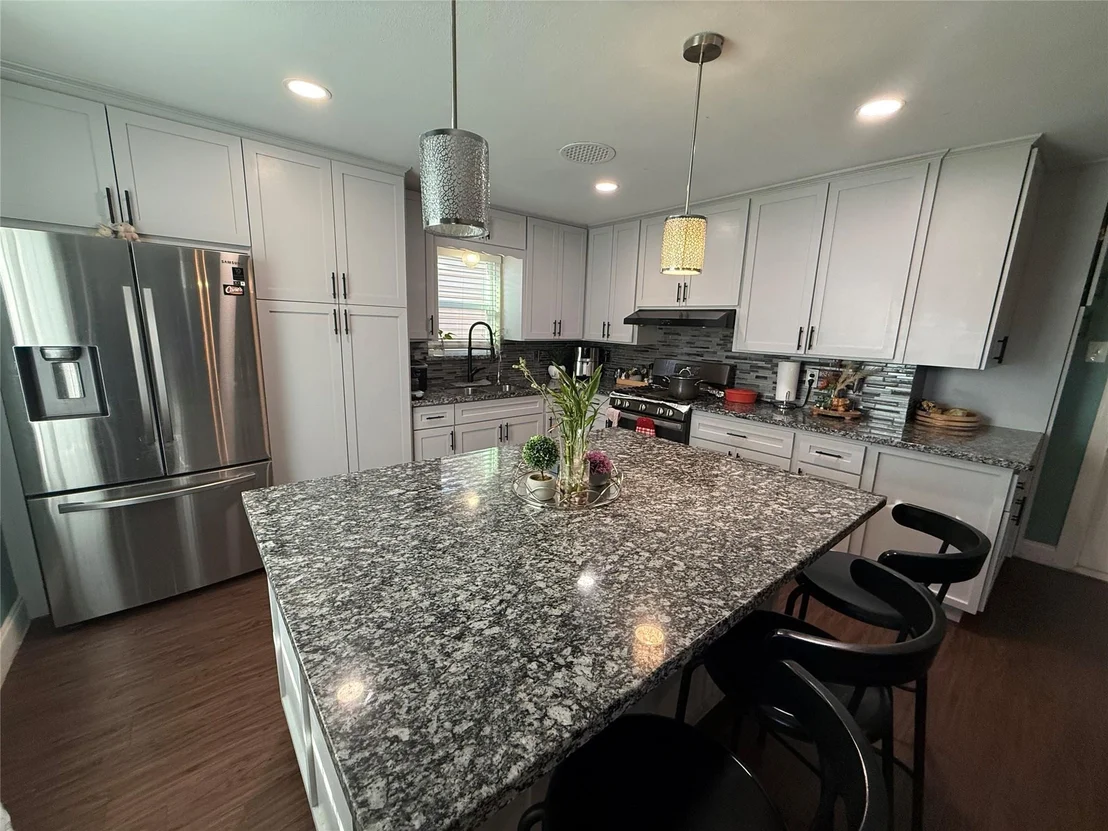 Photo of 8823 Shadow Crest Street