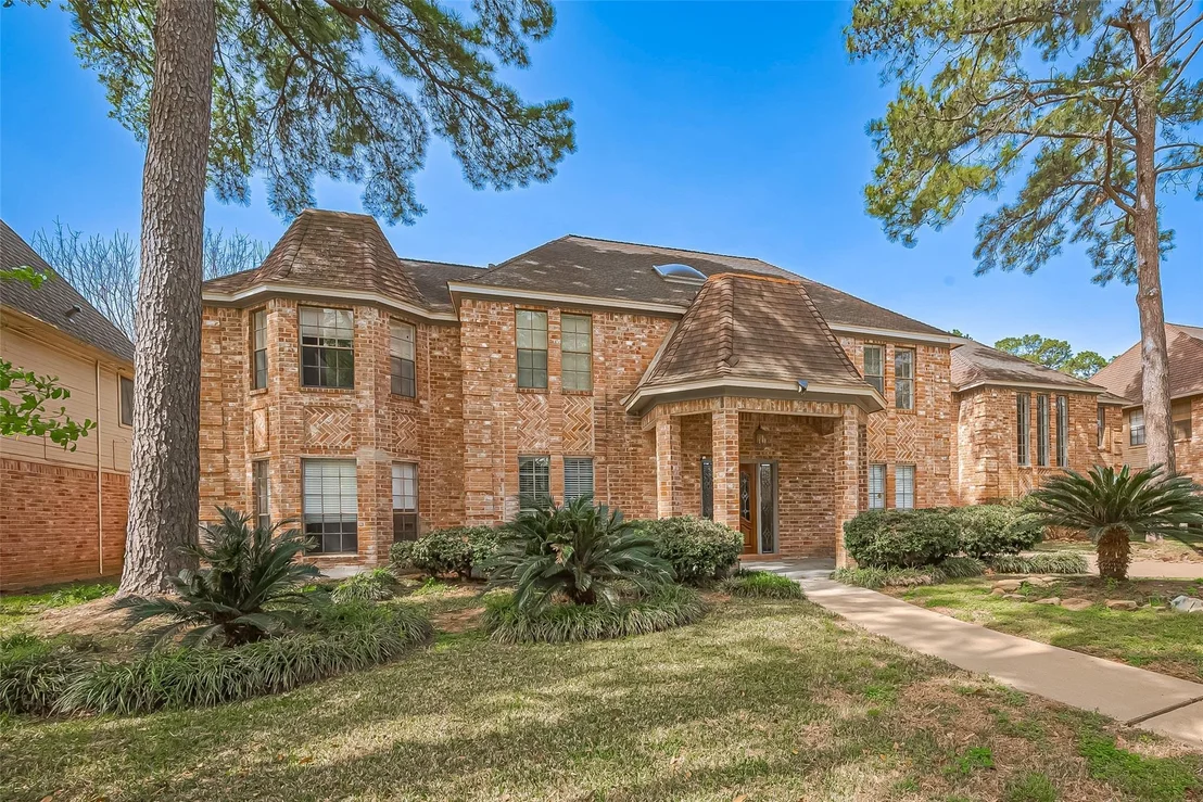 Photo of 18307 Champion Forest Drive