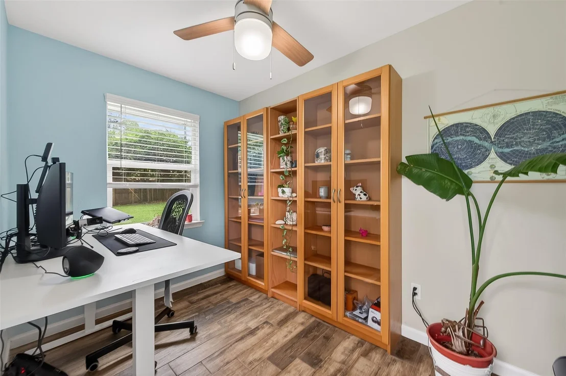 Photo of 5715 Claridge Drive