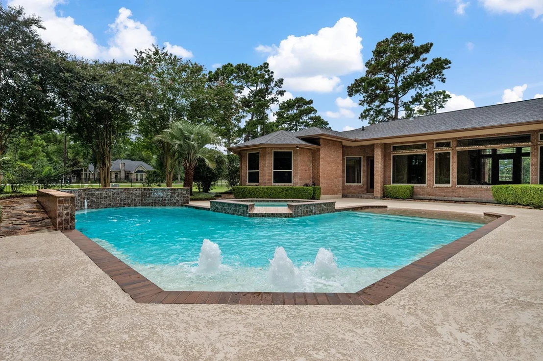 Photo of 9453 Deer Path Lane