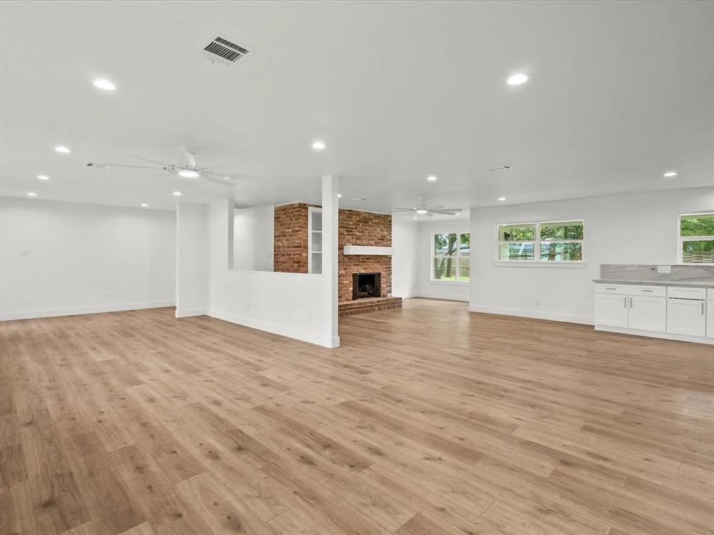 Photo of 219 Drift Wood Drive