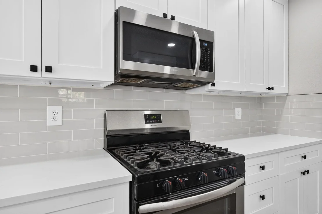 Photo of 2218 Pincher Creek Drive
