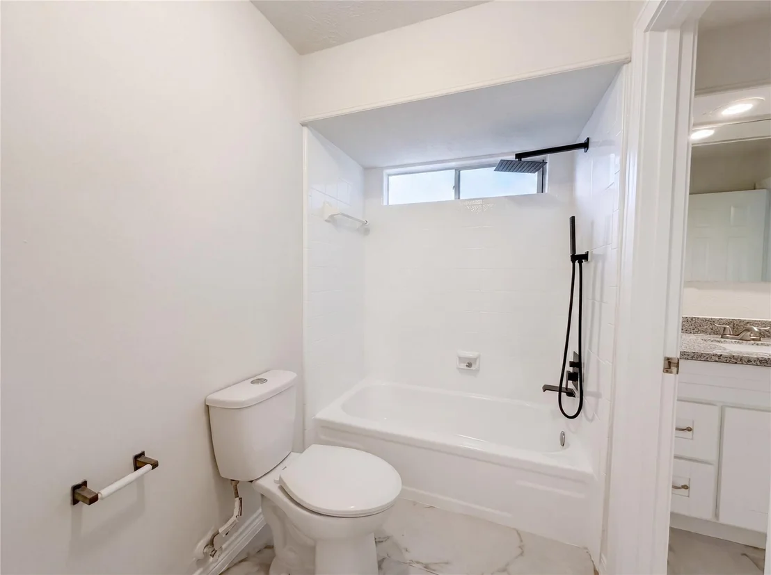 Photo of 6902 Fawncliff Drive