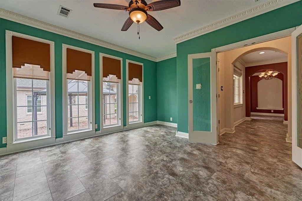 Photo of 10892 Bourbon Street