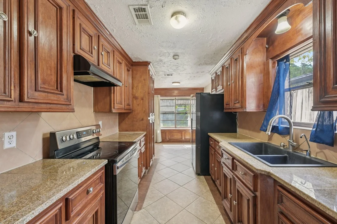 Photo of 4310 Towergate Drive