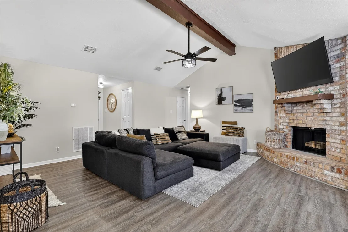 Photo of 9514 Marblemount Drive