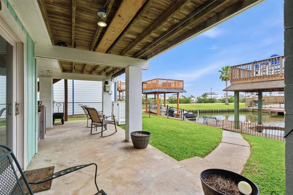 Photo of 2 S Sandpiper Street