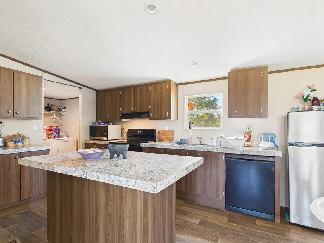 Photo of 1016 Exotic Pine Street