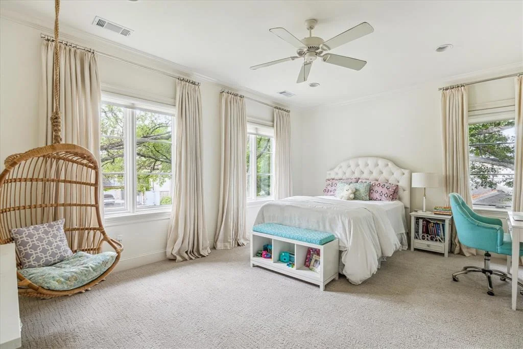 Photo of 4010 Overbrook Lane