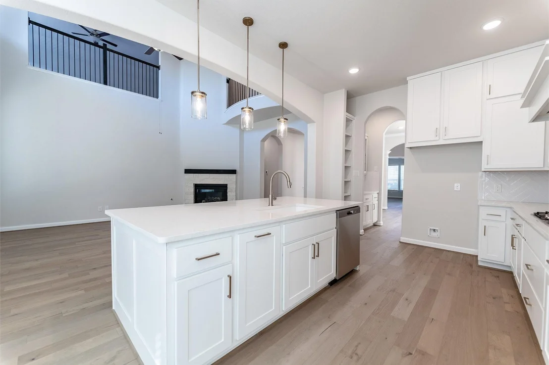 Photo of 710 Woodbinde