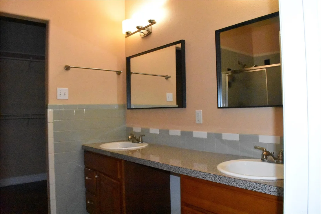 Photo of 8535 Parkette Drive