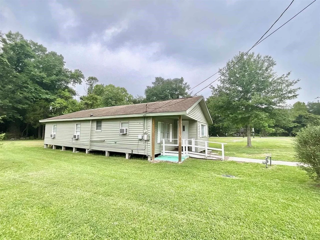 Photo of 655 N 2nd Street