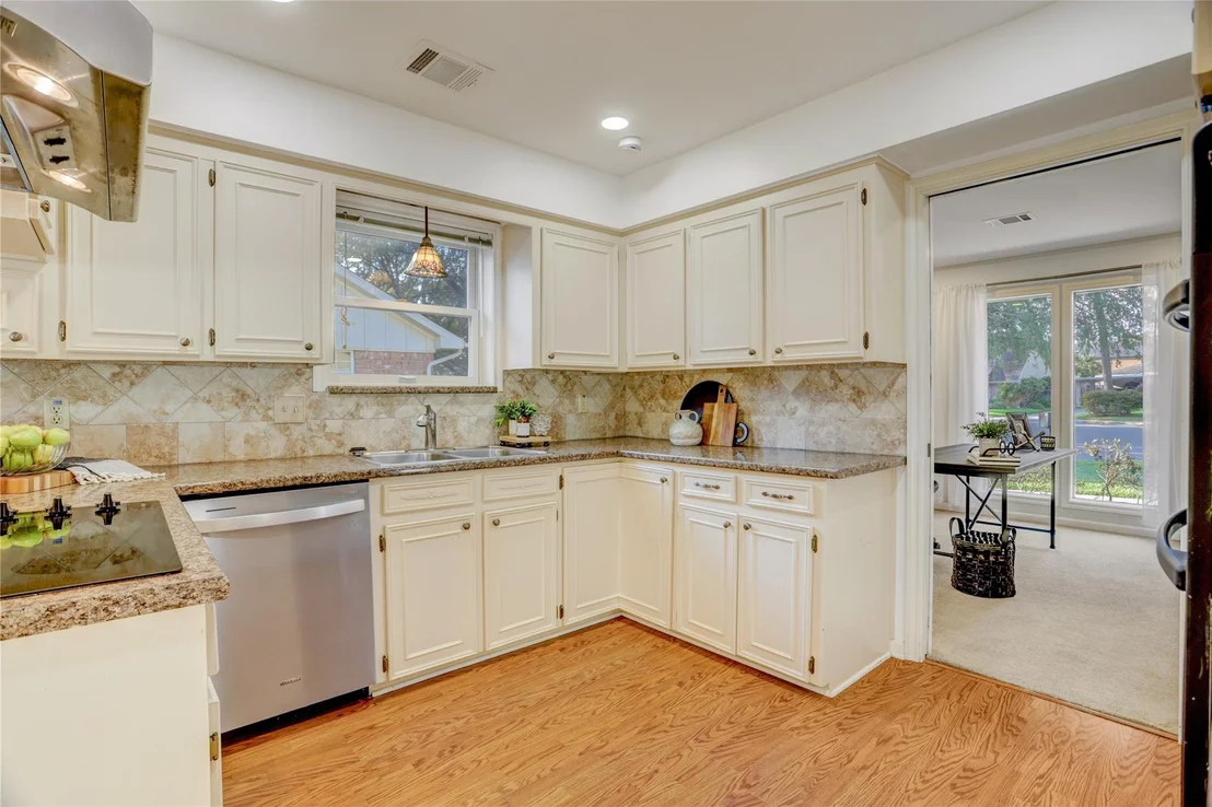 Photo of 10803 Chevy Chase Drive