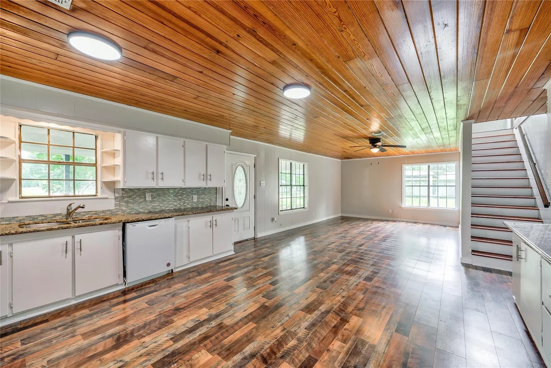 Photo of 428 Lakewood Drive