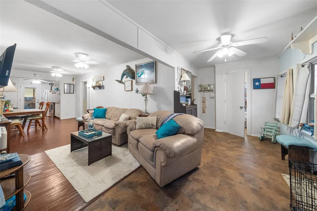 Photo of 385 Beachfront Drive