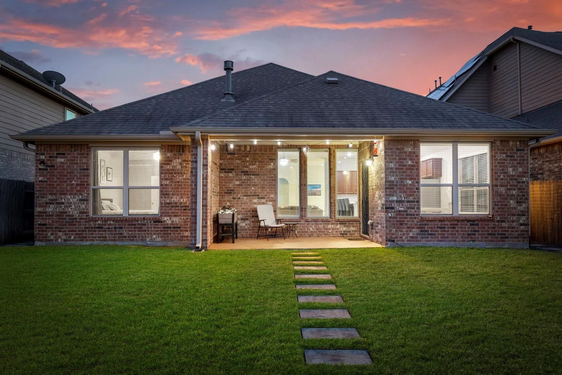Photo of 3635 Lake Bend Shore Drive