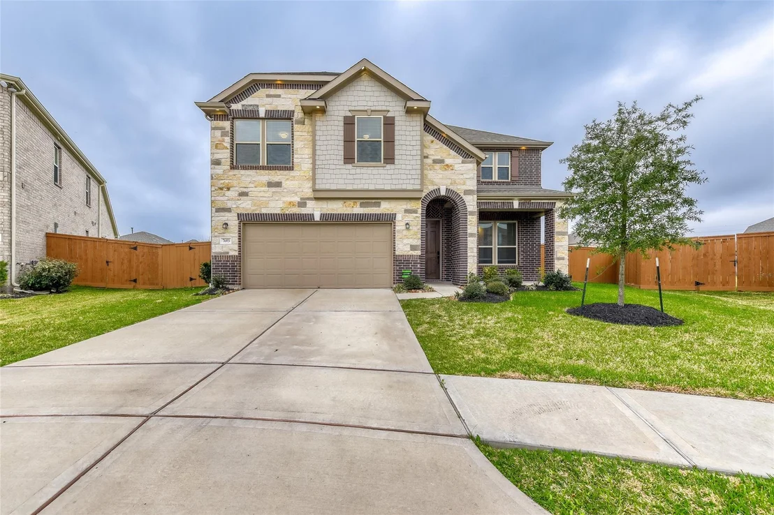 Photo of 7603 Royal Oasis Lane