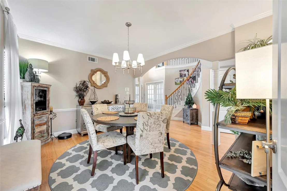Photo of 2525 Breaux Trace