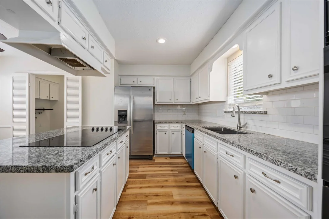 Photo of 1002 Oxborough Drive