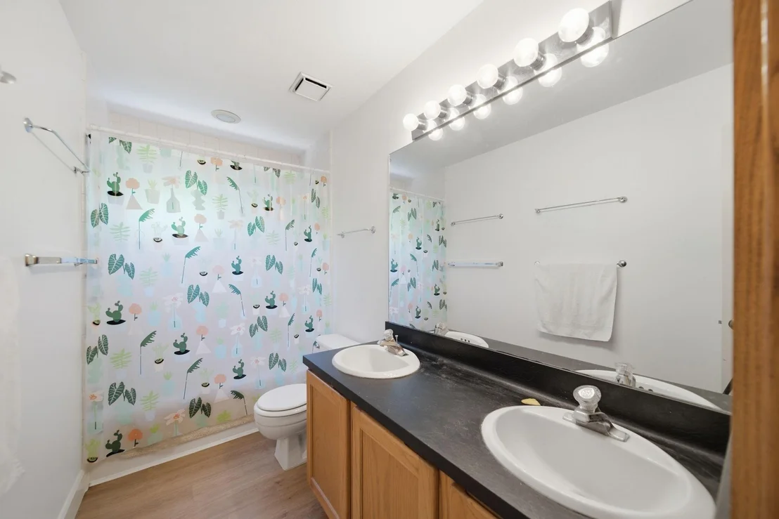 Photo of 135 E Wilde Yaupon