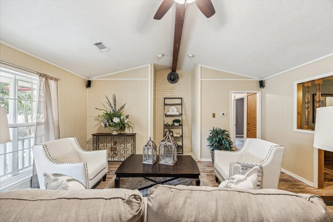 Photo of 3477 Bradley Lane