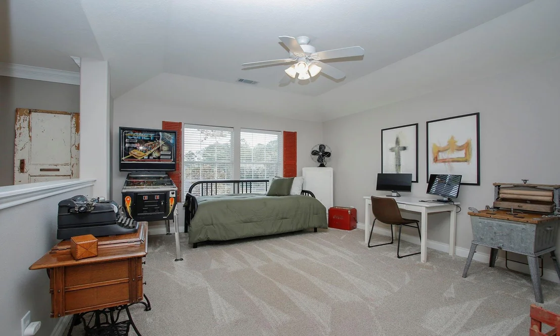 Photo of 40407 Manor Drive