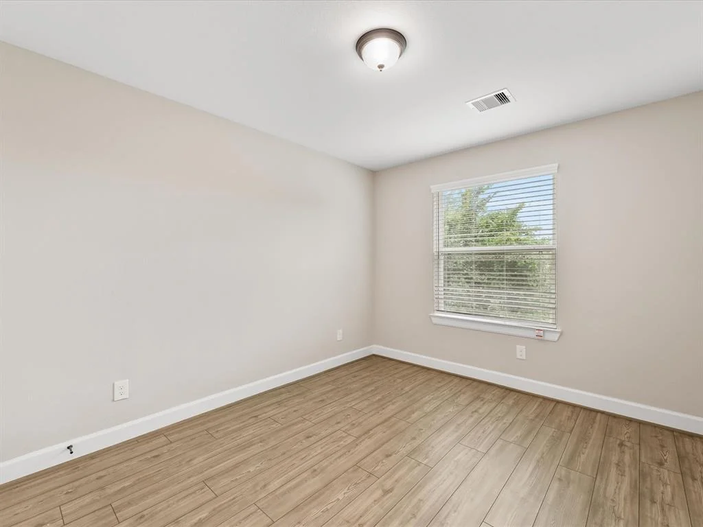 Photo of 1106 Adele Street
