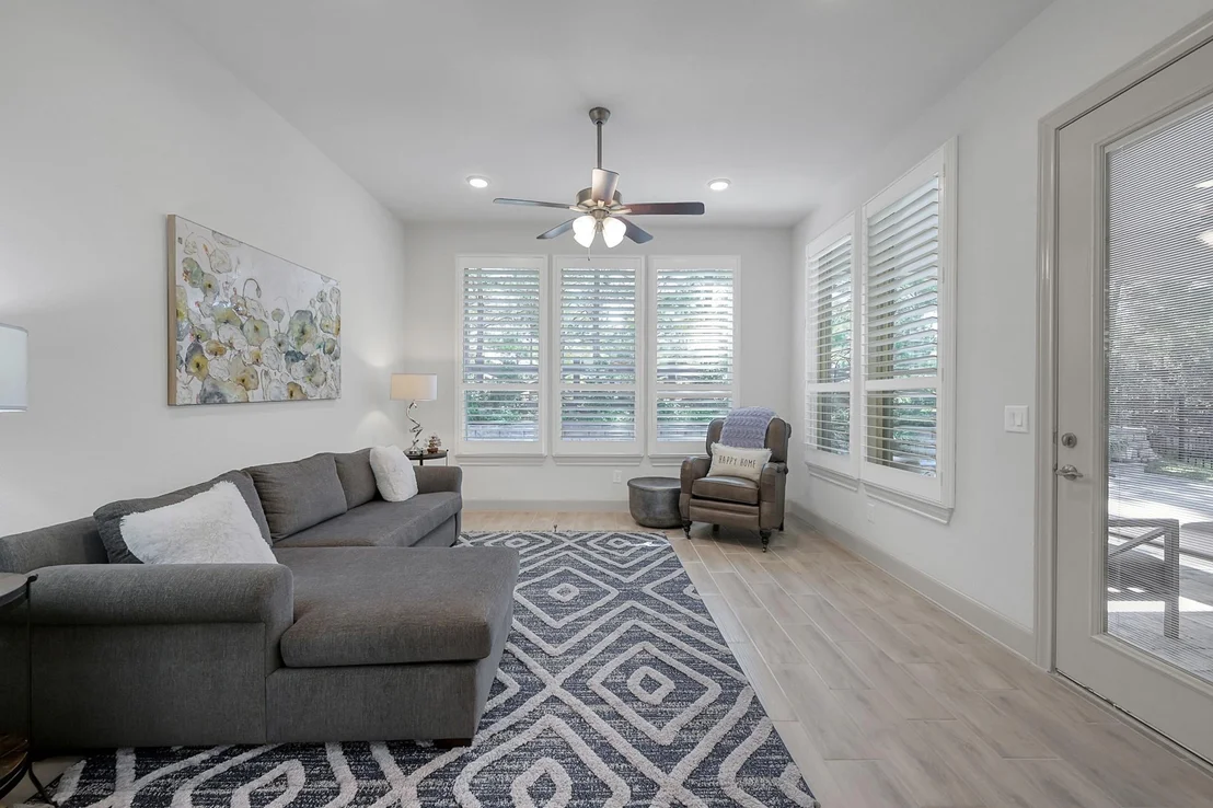 Photo of 233 Appaloosa Court
