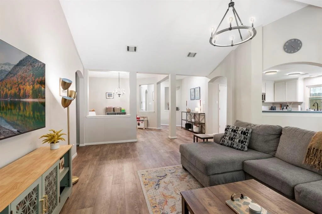 Photo of 31114 Silver Village Drive