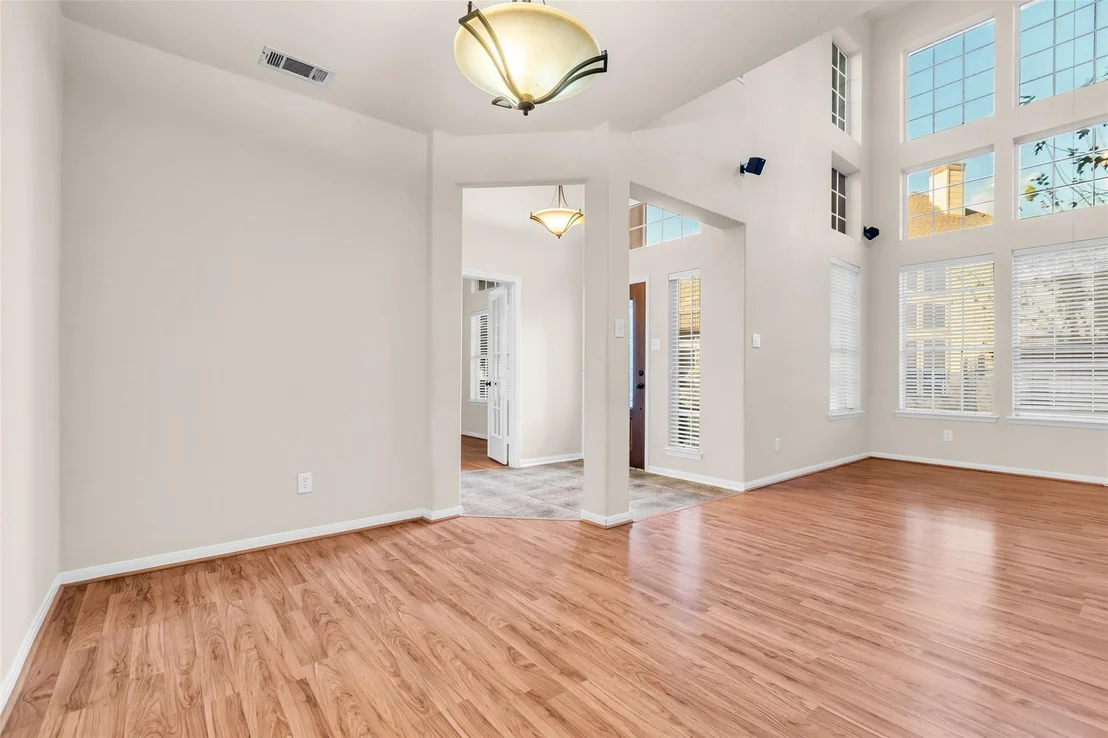 Photo of 7803 Glenn Cliff Drive
