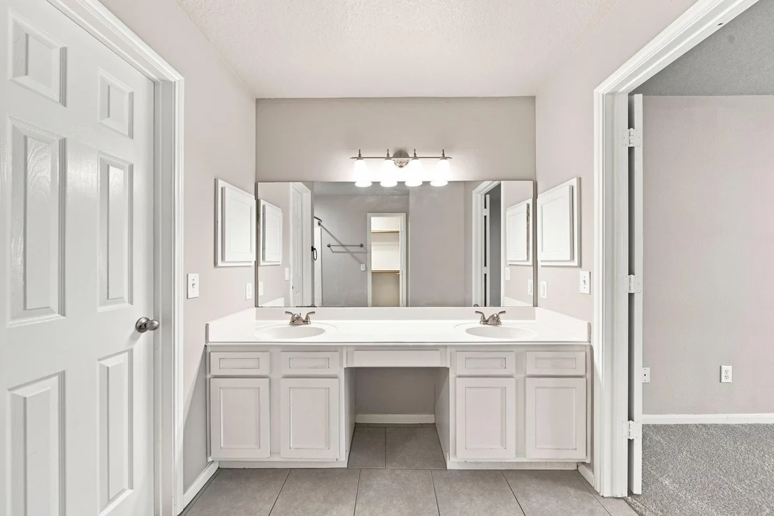 Photo of 20619 Apache Lake Drive