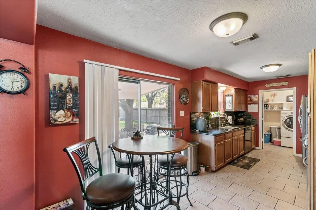 Photo of 3727 Oak Lace Drive