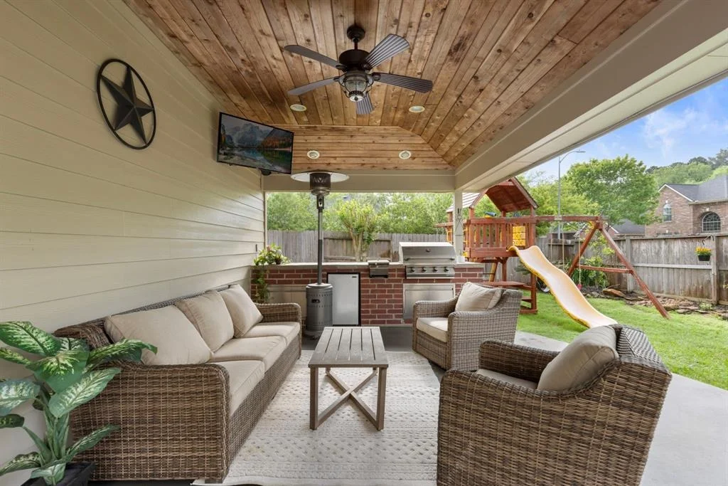 Photo of 20819 Pinebrook Hollow Lane