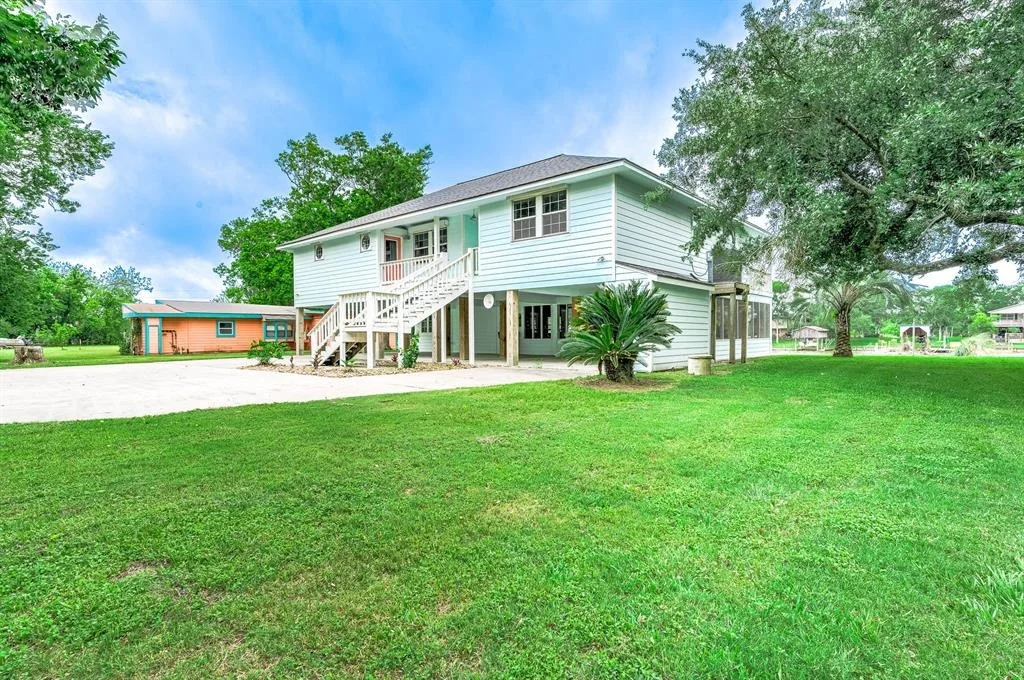 Photo of 383 County Road 296