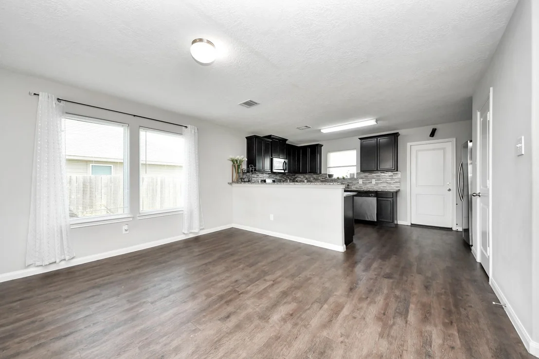 Photo of 696 Road 5105