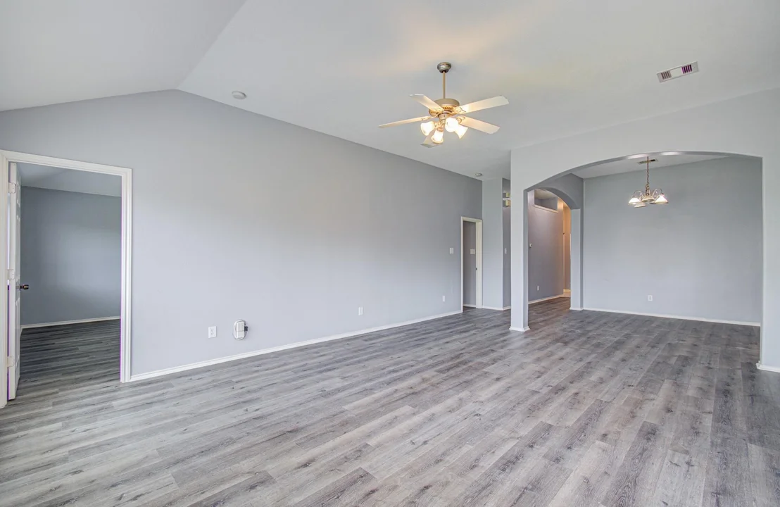 Photo of 13915 Fort Nelson Drive